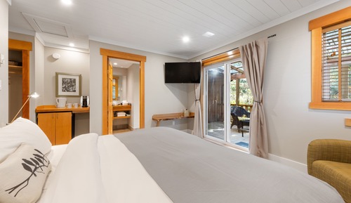 Forest View Room, 1 King Bed - Meals Included