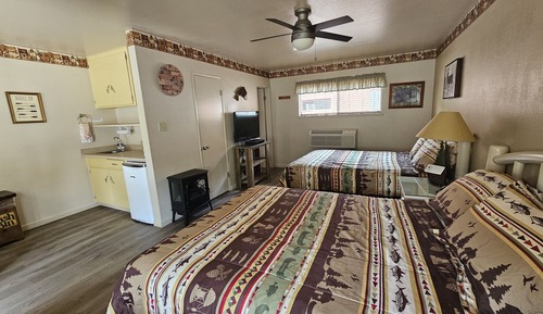 Family Room, 2 Queen Beds