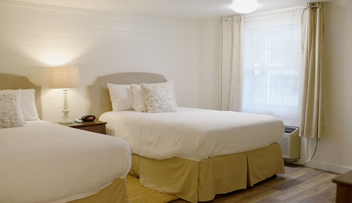 Standard Room, 2 Double Beds