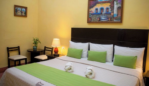 Deluxe Room, 1 King Bed