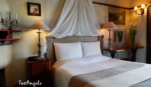 Honeymoon Cottage (Lover's Nest)