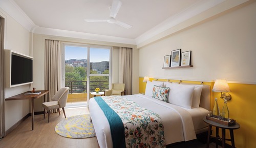 One Bedroom Royal Apartment (Ganges View)