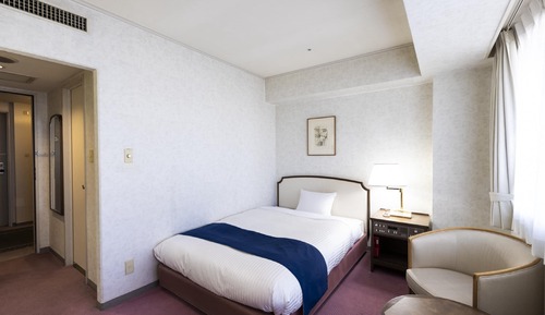 Standard Double Room, Smoking