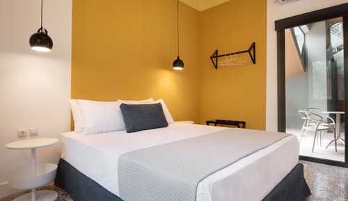 City Quadruple Room