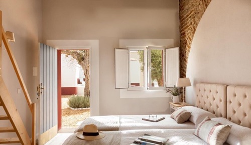 Classic Cottage