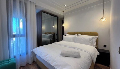 Junior Apartment