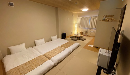 Triple Room