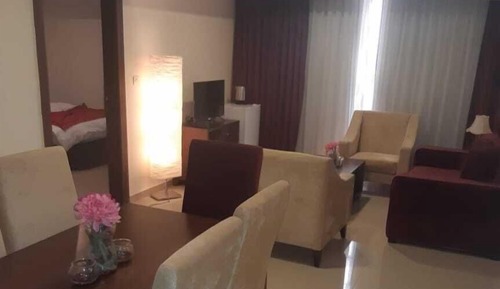 City Triple Room