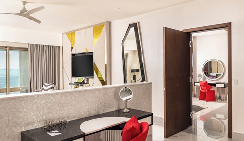 Two Bedroom Corner Suite Ocean Front