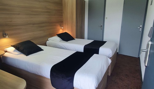 Standard Room, 2 Twin Beds