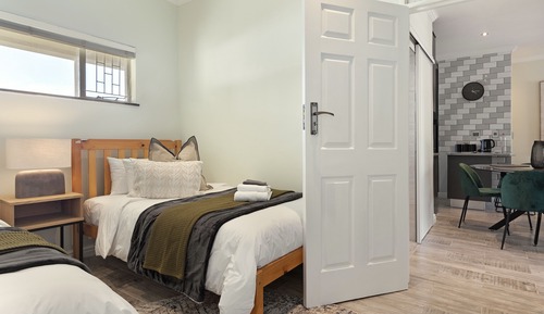 Apartment (2 Bedrooms)