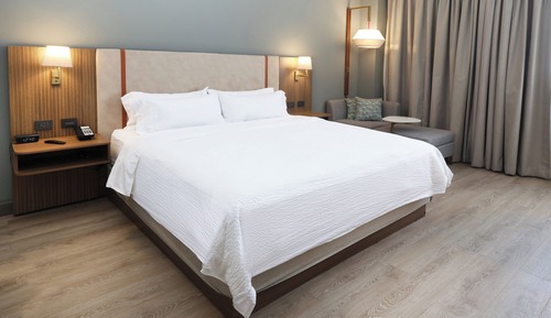 Standard Room, 1 Large Twin Bed, Balcony