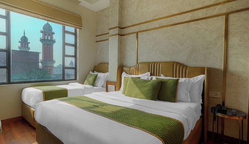 Premium Triple Room