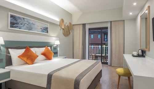 Standard Double or Twin Room, Non Smoking, Garden View