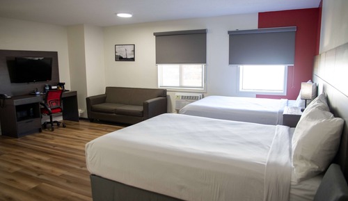 Studio Suite, 2 Queen Beds, Non Smoking (Efficiency)