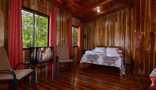 Family Cabin, Multiple Beds
