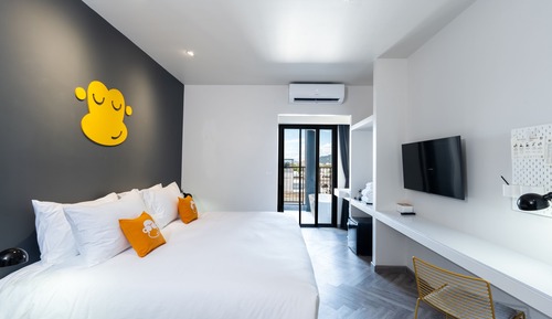 Deluxe Double Room, Bathtub