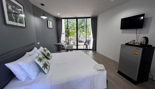 Superior Room, 1 King Bed, Ocean View