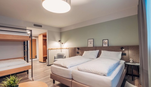 Standard Quadruple Room