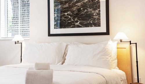 Deluxe Apartment, 1 King Bed with Sofa bed (Self Check-in with Virtual Front Desk)