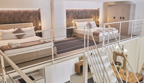 Classic Apartment (Via Rosales 3)