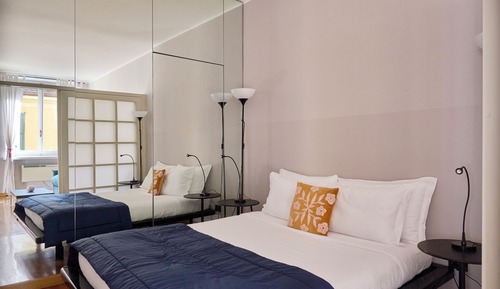 Solferino (Via Solferino 18)