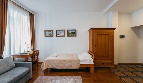 Basic Apartment