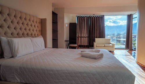 Standard Suite