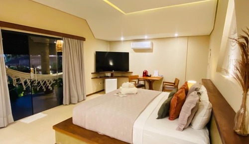 Luxury Suite