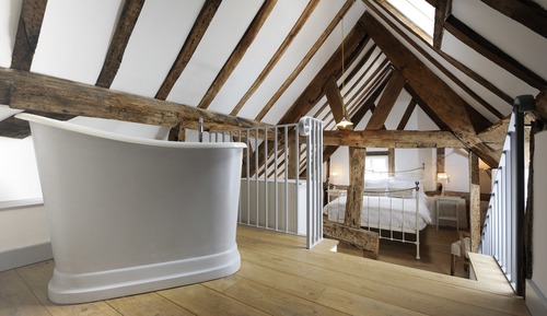 Room (Loft)