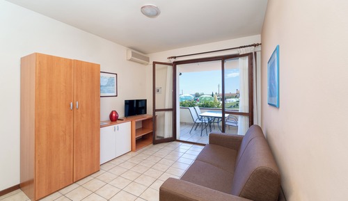 Apartment, 2 Bedrooms, Garden View