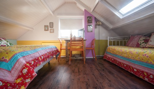 Premium Single Room (Silver)
