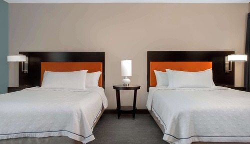 Studio, 2 Queen Beds, Accessible, Bathtub