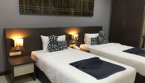 Deluxe Twin Room