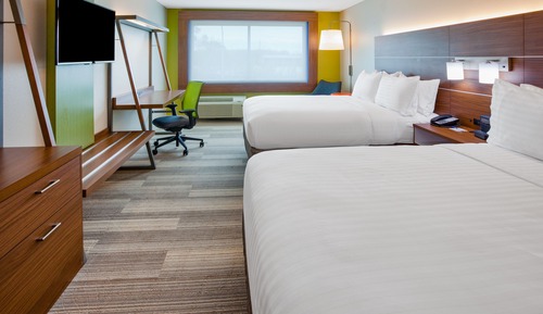 Standard Room, 2 Queen Beds, Accessible Bathtub (Mobility, Accessible Tub)
