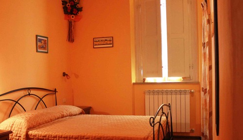 Double Room (3 People)