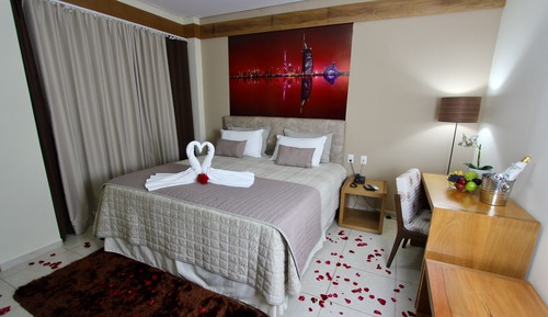 Luxury Suite