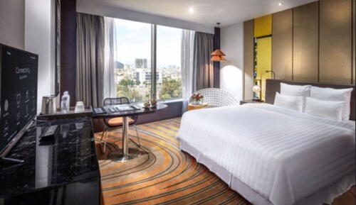 Superior Room, 1 King Bed, City View