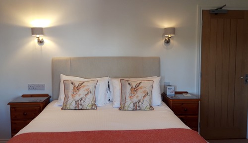 Standard Double Room, Ensuite, Garden View (Family-Country View)