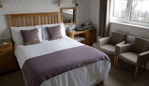 Standard Double Room, Ensuite, Sea View
