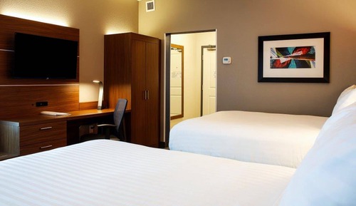 Standard Room, 2 Queen Beds, Accessible (Hearing)