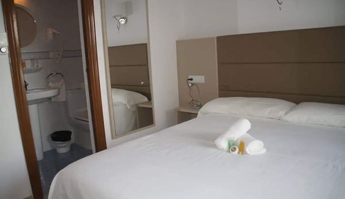 Double or Twin Room, Garden View
