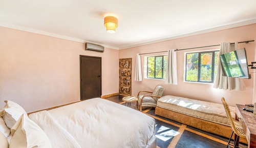 Deluxe Room, Terrace, Garden View