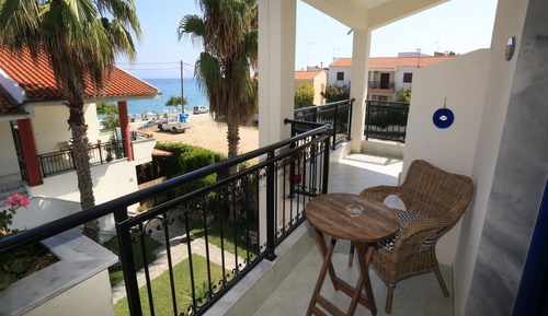 Studio, Partial Sea View