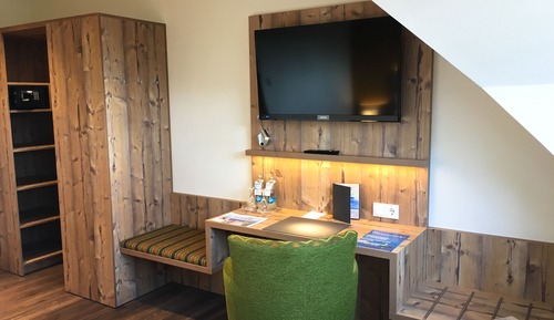 Standard Double Room Single Use, 1 Queen Bed