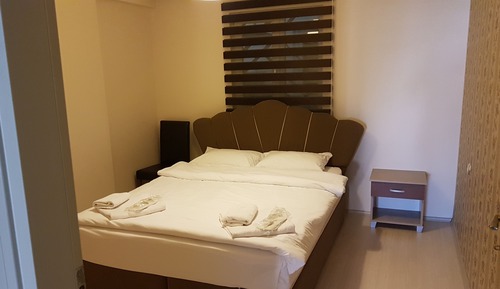 Suite, Balcony