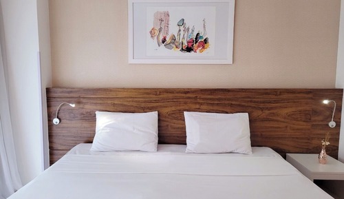 Twin Room, Kitchenette