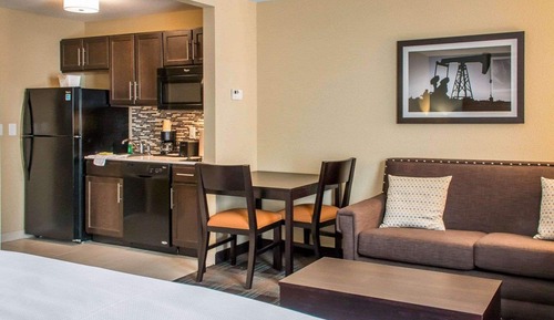 Suite, 1 King Bed with Sofa bed, Non Smoking