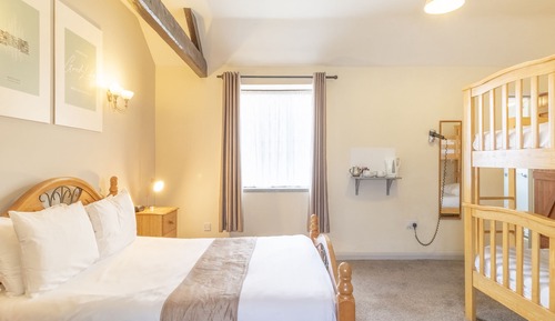 Standard Quadruple Room, Multiple Beds, Annex Building