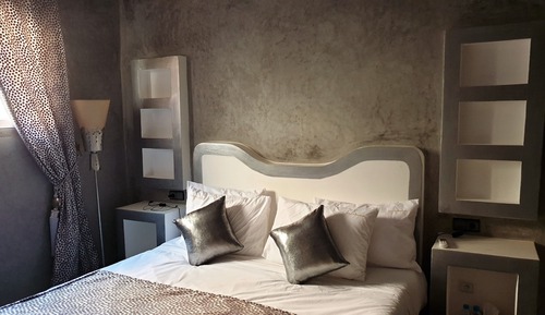 Executive Suite (Sultane)